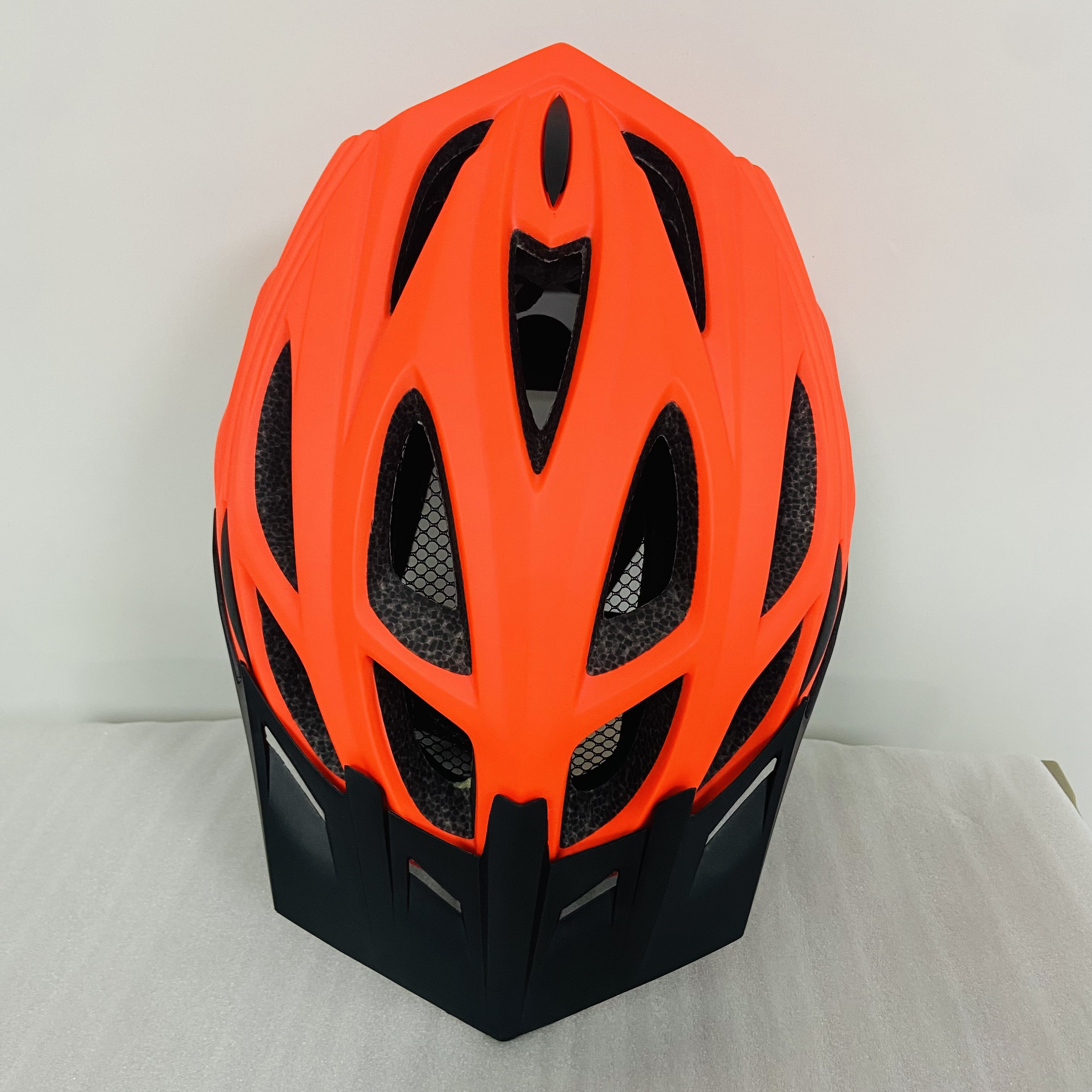 Bike Helmet S100 thumbnail 4